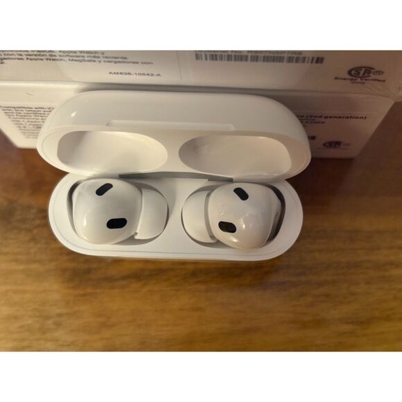 Apple AirPods Pro (2nd Gen) with USB-C — Open Box, Verified! - Picture 3 of 10